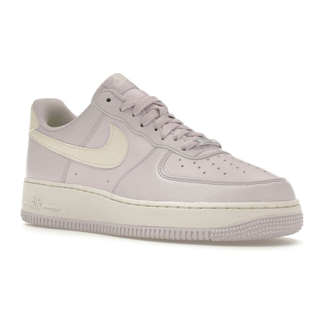 Nike Air Force 1 Low '07 SE Next Nature Barely Grape DV3808-500, trois-quarts avant extérieur