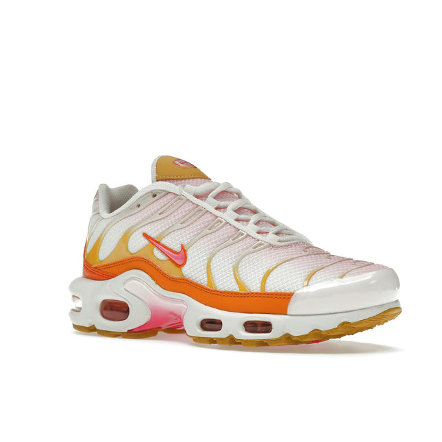 Nike Air Max Plus White Orange Pink DX2673-100, trois-quarts avant extérieur