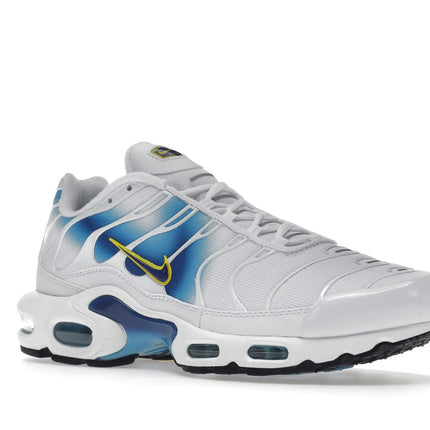 Nike Air Max Plus Spray Paint Swoosh White Blue DX8962-100, trois-quarts avant extérieur