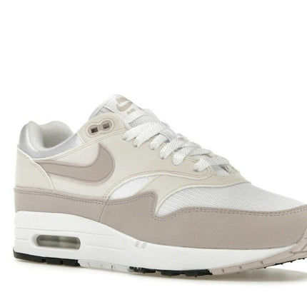 Nike Air Max 1 Platinum Violet DZ2628-106, trois-quarts avant extérieur