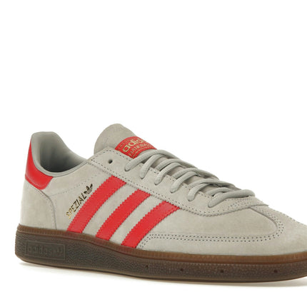 Adidas Handball Spezial Grey Hi-Res Red EF5747, trois-quarts avant extérieur