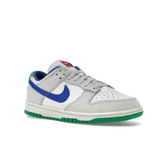 Nike Dunk Low Tennis Classic FB7910-100, trois-quarts avant extérieur