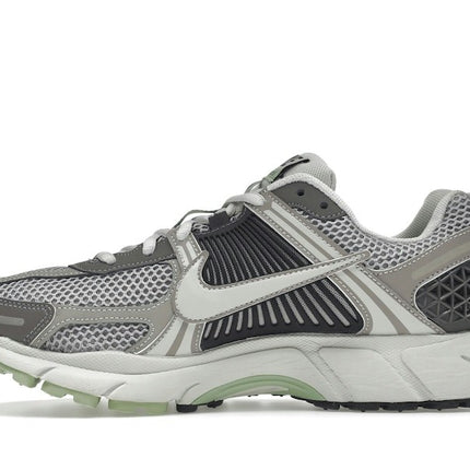 Nike Zoom Vomero 5 Cobblestone FB8825-001, profil intérieur