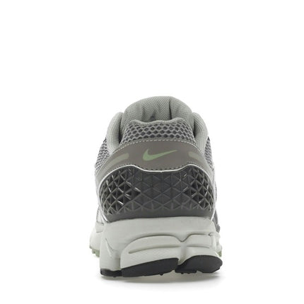 Nike Zoom Vomero 5 Cobblestone FB8825-001, arrière