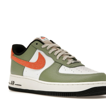 Nike Air Force 1 Low '07 Oil Green Orange FD0758-386, trois-quarts avant extérieur