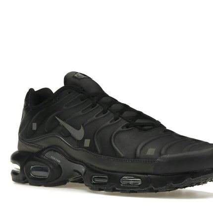 Nike Air Max Plus A-COLD-WALL Black FD7855-001, trois-quarts avant extérieur