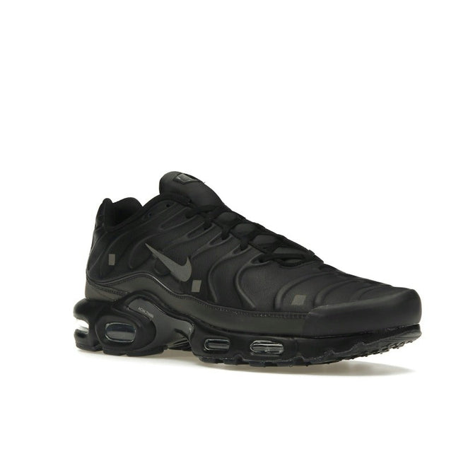 Nike Air Max Plus A-COLD-WALL Black FD7855-001, trois-quarts avant extérieur