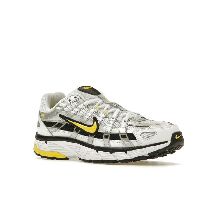 Nike P-6000 White Opti Yellow FD9876-102, trois-quarts avant extérieur