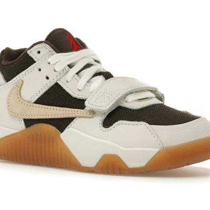Air Jordan Jumpman Jack TR Travis Scott Sail (PS) FJ2851-100, trois-quarts avant extérieur