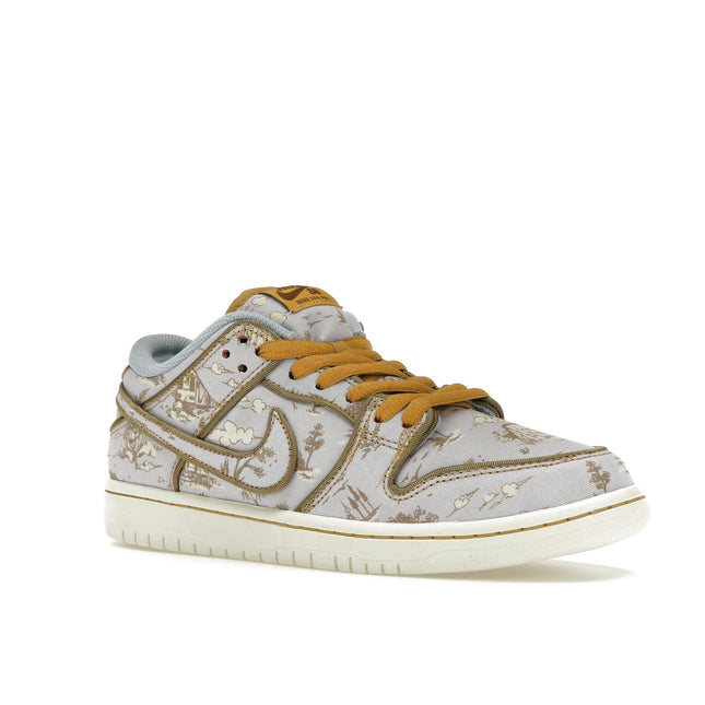 Nike SB Dunk Low Premium City Of Style FN5880-001, trois-quarts avant extérieur