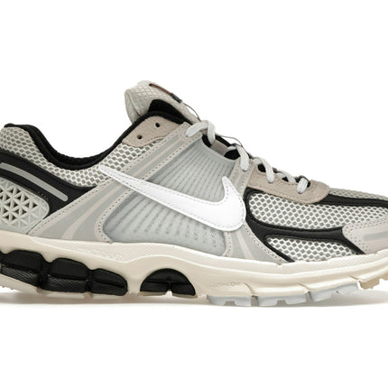 Nike Zoom Vomero 5 Supersonic Light Bone Black FN7649-110, vue principale