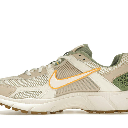 Nike Zoom Vomero 5 Sail Laser Orange Medium Olive FQ6868-181, profil intérieur
