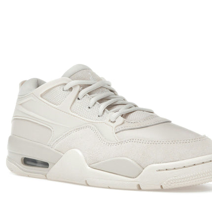 Air Jordan 4 RM Legend Light Brown FQ7940-200, trois-quarts avant extérieur