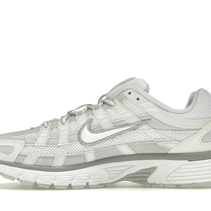 Nike P-6000 Metallic Summit White FV6603-101, profil intérieur