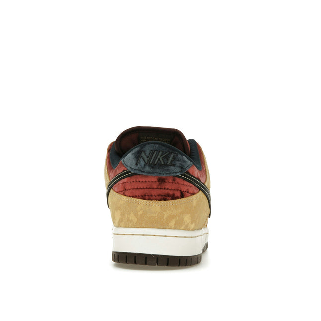 Nike SB Dunk Low City Of Cinema FZ1278-200, arrière