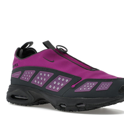 Nike Air Max Sunder Gore-Tex Bold Berry FZ4238-500, trois-quarts avant extérieur