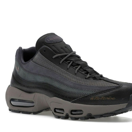 Nike Air Max 95 A Ma Maniére Hand Wash Cold FZ8743-001, trois-quarts avant extérieur