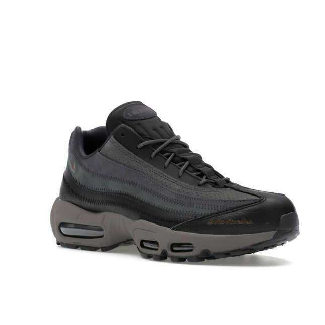 Nike Air Max 95 A Ma Maniére Hand Wash Cold FZ8743-001, trois-quarts avant extérieur
