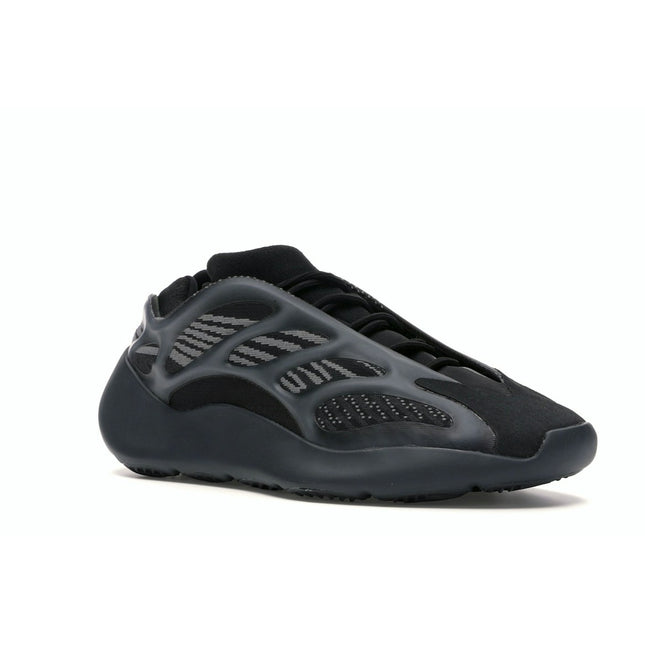 Adidas Yeezy 700 V3 Alvah H67799, trois-quarts avant extérieur