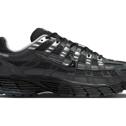 Nike P-6000 Suede Anthracite Metallic Silver HF0015-002, vue principale