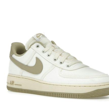 Nike Air Force 1 Low '07 Sail Coconut HF4263-133, trois-quarts avant extérieur