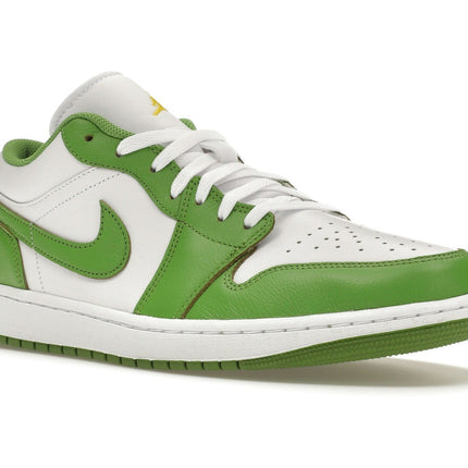 Air Jordan 1 Low SE Chlorophyll HF4823-100, trois-quarts avant extérieur