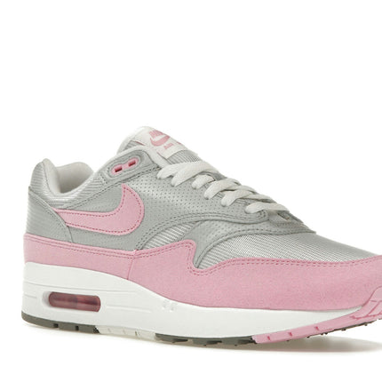 Nike Air Max 1 '87 Metallic Platinum Pink Rise HF5387-001, trois-quarts avant extérieur