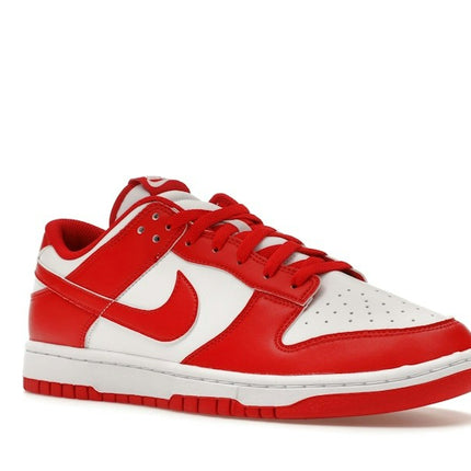 Nike Dunk Low St. Johns (2025) HF5441-104, trois-quarts avant extérieur