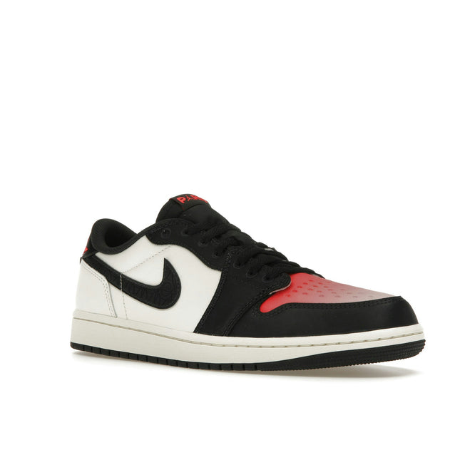 Air Jordan 1 Retro Low OG PSG Paris Saint-Germain HF8828-100, trois-quarts avant extérieur