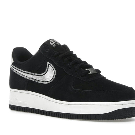 Nike Air Force 1 Low '07 LV8 Black Sail Embroidered Swoosh HJ4465-001, trois-quarts avant extérieur