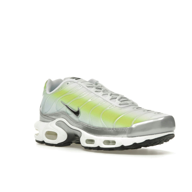 Nike Air Max Plus Cyber Glacier Blue Gradient HJ9574-100, trois-quarts avant extérieur