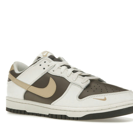 Nike Dunk Low Ironstone Sesame HM9655-001, trois-quarts avant extérieur
