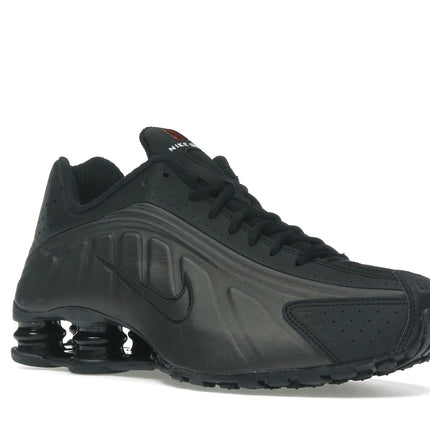 Nike Shox R4 Black Bright Crimson HQ1988-001, trois-quarts avant extérieur