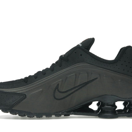Nike Shox R4 Black Bright Crimson HQ1988-001, profil intérieur