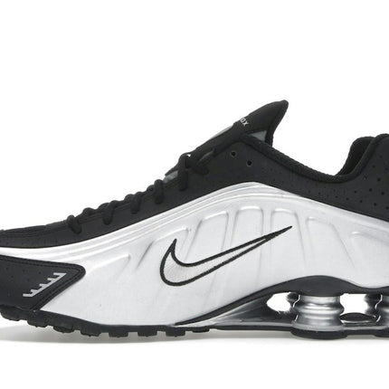 Nike Shox R4 Metallic Silver Black HQ1988-007, profil intérieur