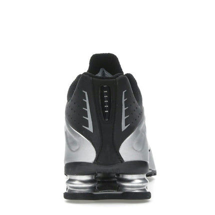 Nike Shox R4 Metallic Silver Black HQ1988-007, arrière