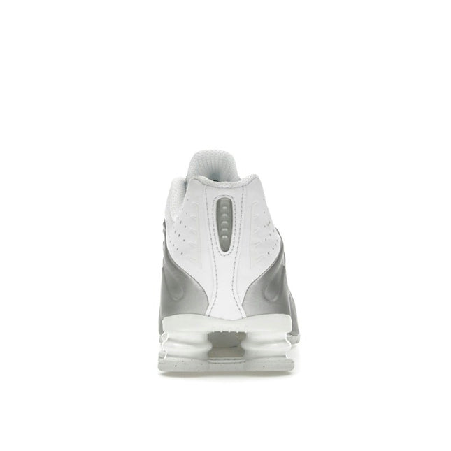 Nike Shox R4 White Bright Crimson Metallic Silver HQ1988-101, arrière