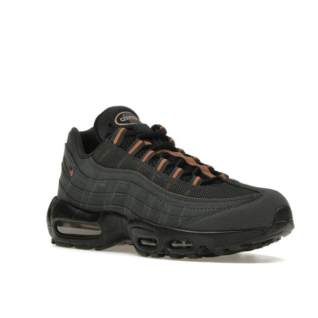 Nike Air Max 95 Central Cee Live Yours HQ6457-001, trois-quarts avant extérieur