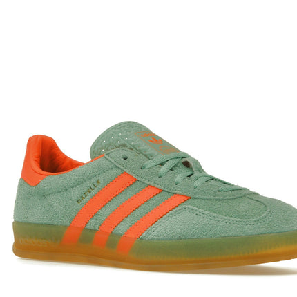 Adidas Gazelle Indoor Pulse Mint HQ8714, trois-quarts avant extérieur