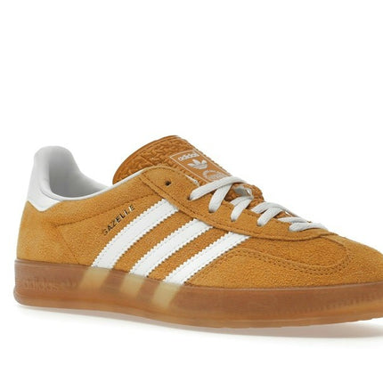 Adidas Gazelle Indoor Orange Peel HQ8716, trois-quarts avant extérieur