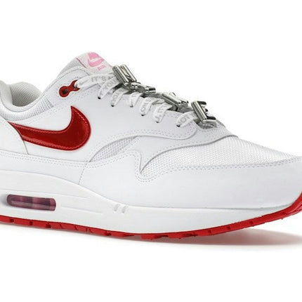 Nike Air Max 1 Premium Valentine’s Day White HV2303-100, trois-quarts avant extérieur