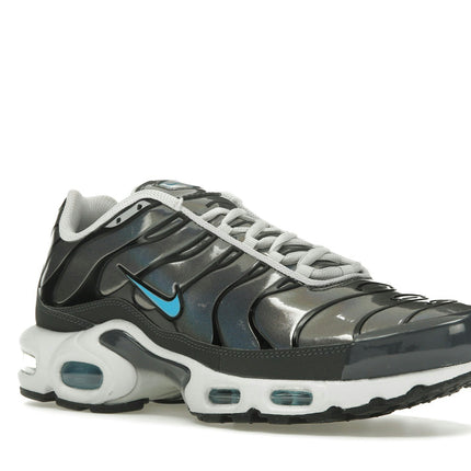 Nike Air Max Plus Iridescent HV2525-001, trois-quarts avant extérieur