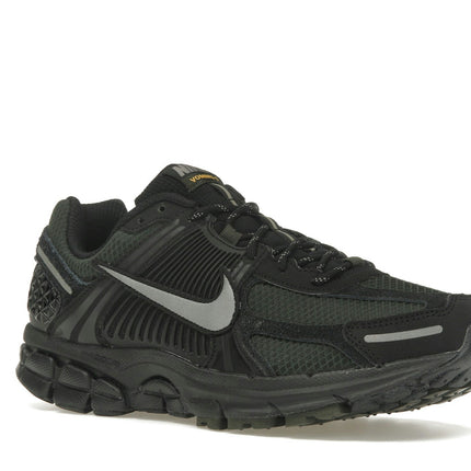 Nike Zoom Vomero 5 Black Sequoia HV2527-001, trois-quarts avant extérieur