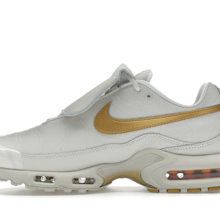 Nike Air Max Plus Tiempo Metallic Gold HV2541-001, profil intérieur