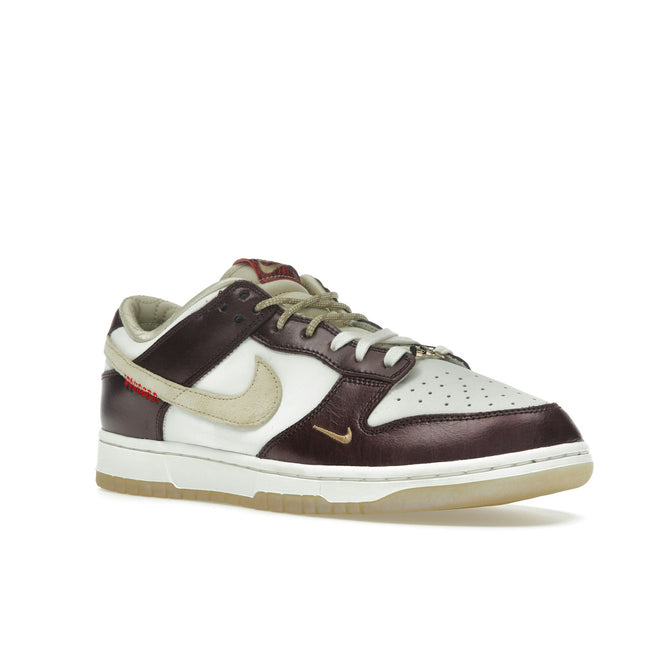 Nike Dunk Low LX Year Of The Snake HV5991-171, trois-quarts avant extérieur