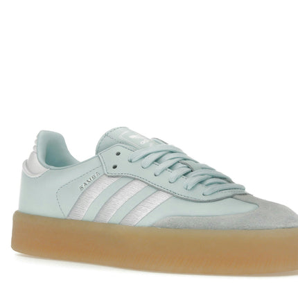 Adidas Sambae Almost Blue ID0435, trois-quarts avant extérieur