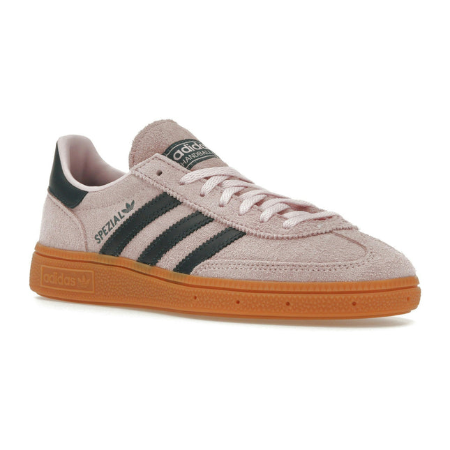 Adidas Handball Spezial Clear Pink IF6561, trois-quarts avant extérieur