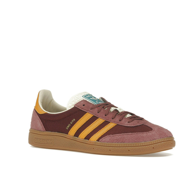 Adidas GT II Sneakersnstuff Paris IF9769, trois-quarts avant extérieur