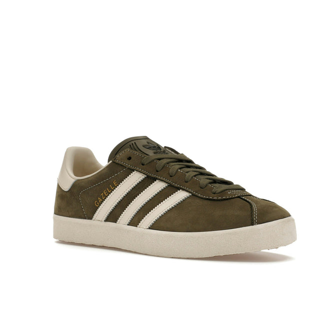 Adidas Gazelle 85 Olive Strata IG5006, trois-quarts avant extérieur