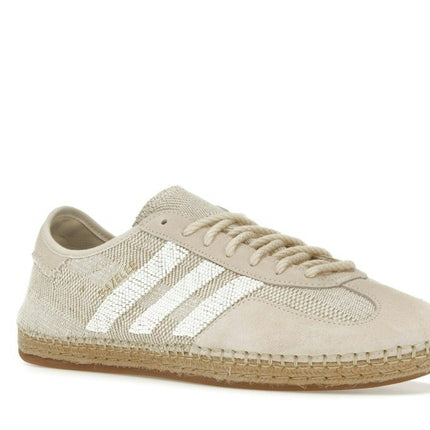 Adidas Gazelle CLOT Halo Ivory IH3144, trois-quarts avant extérieur
